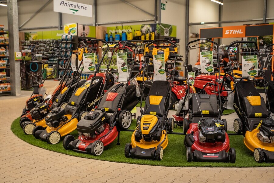 Neubau Jardinerie Tarnaise Fonlabour, Albi (Frankreich)