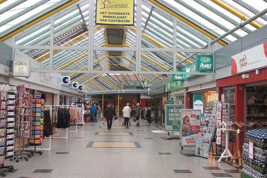 Winkelcentrum Geesterduin opgeleverd 1